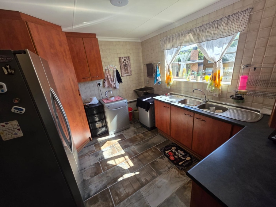 4 Bedroom Property for Sale in Aston Bay Eastern Cape